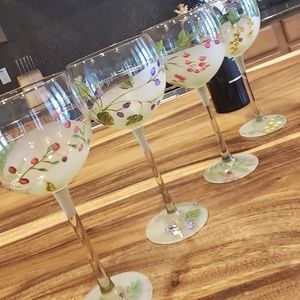 WINE GLASSES 🍷 HAND PAINTED